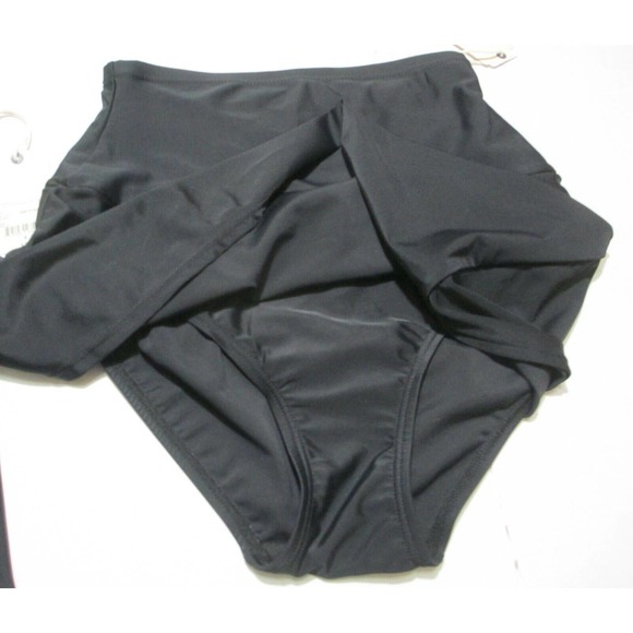 NWT $92 St Johns Bay Secretly Slender 2 Pc Swim Suit Skirted Size 8 - Picture 5 of 11